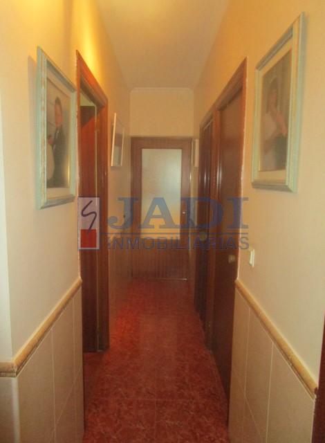 For sale of house in Valdepeñas