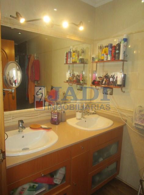 For sale of house in Valdepeñas