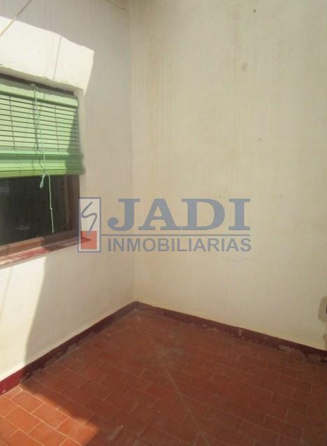 Venta de casa en Valdepeñas