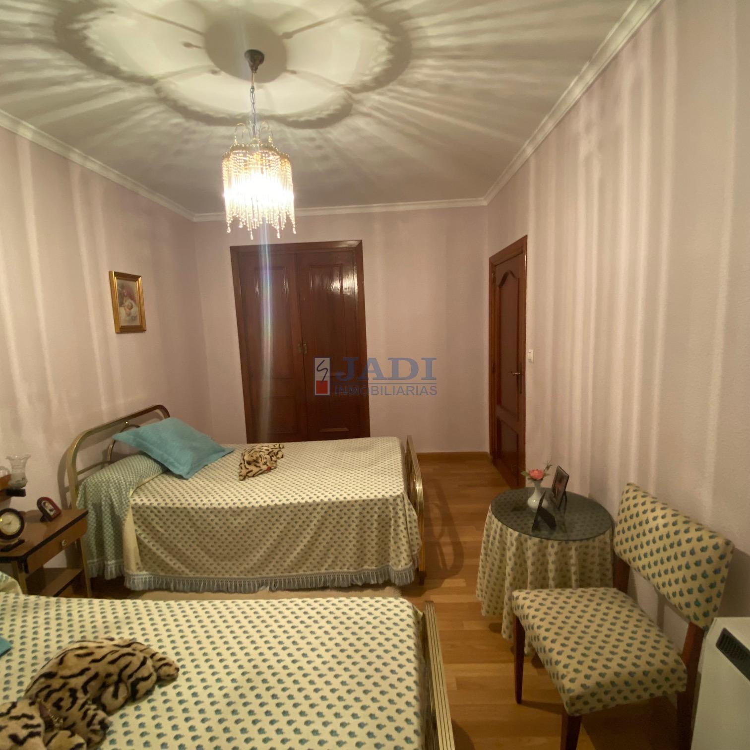 Venta de piso en Valdepeñas