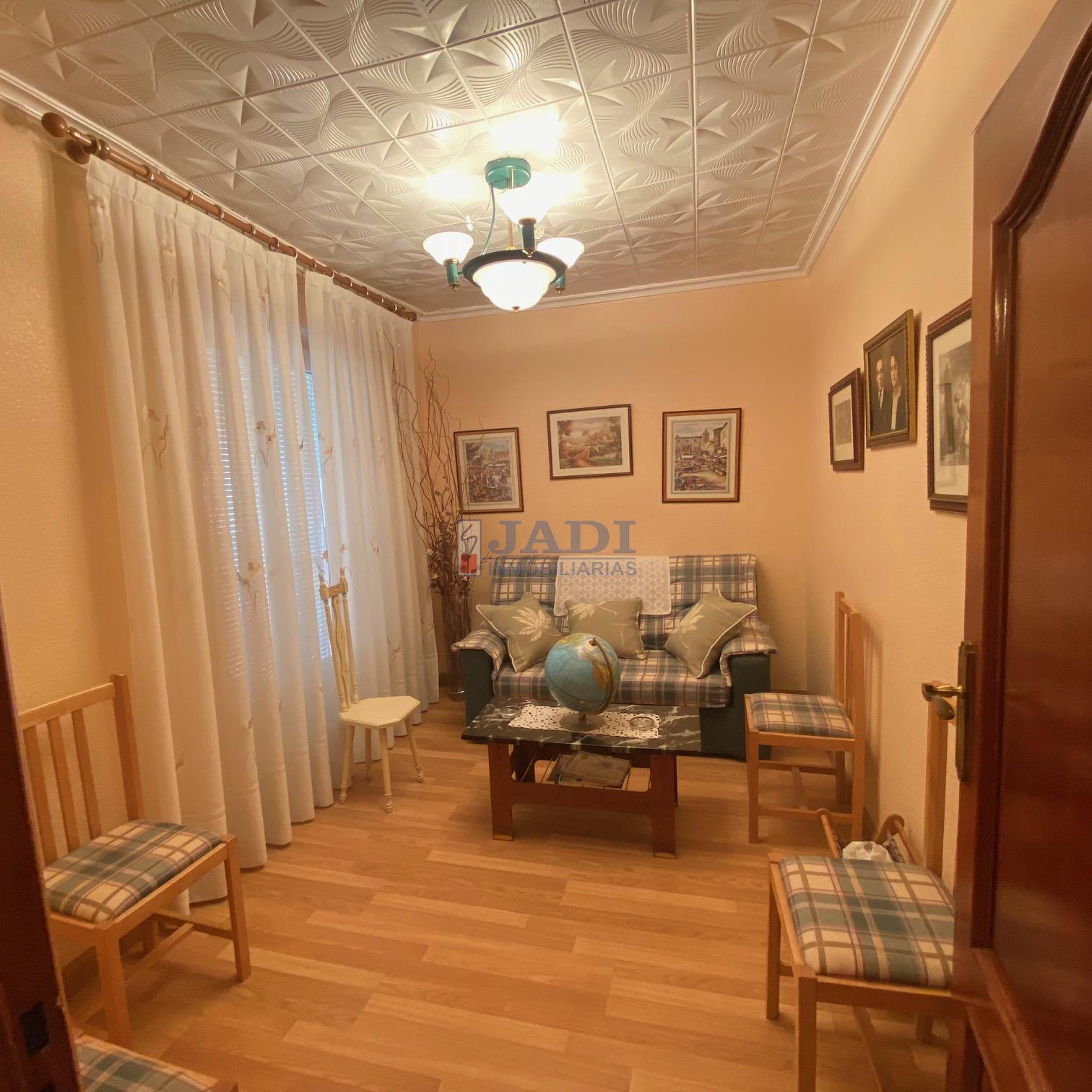 Venta de piso en Valdepeñas