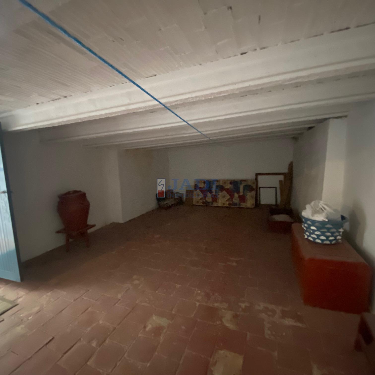 Venta de piso en Valdepeñas