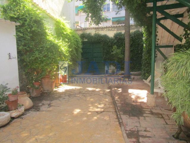 Venta de casa en Valdepeñas