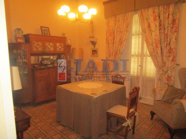 Venta de casa en Valdepeñas
