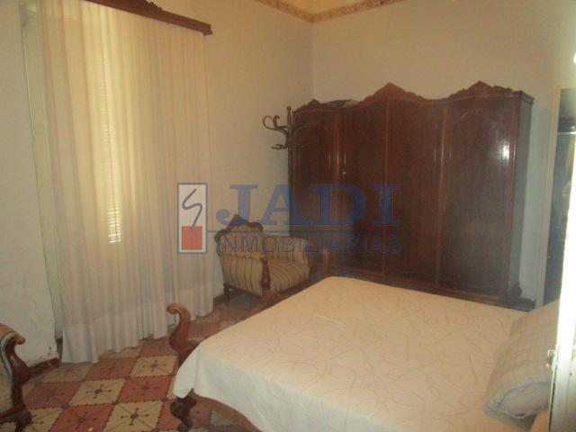 Venta de casa en Valdepeñas