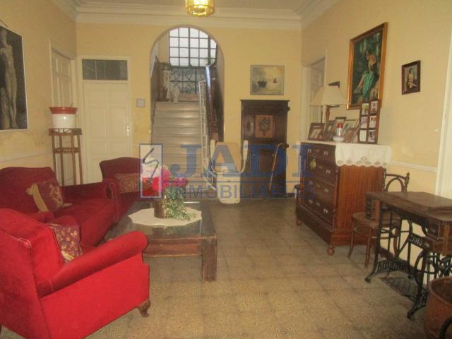 Venta de casa en Valdepeñas