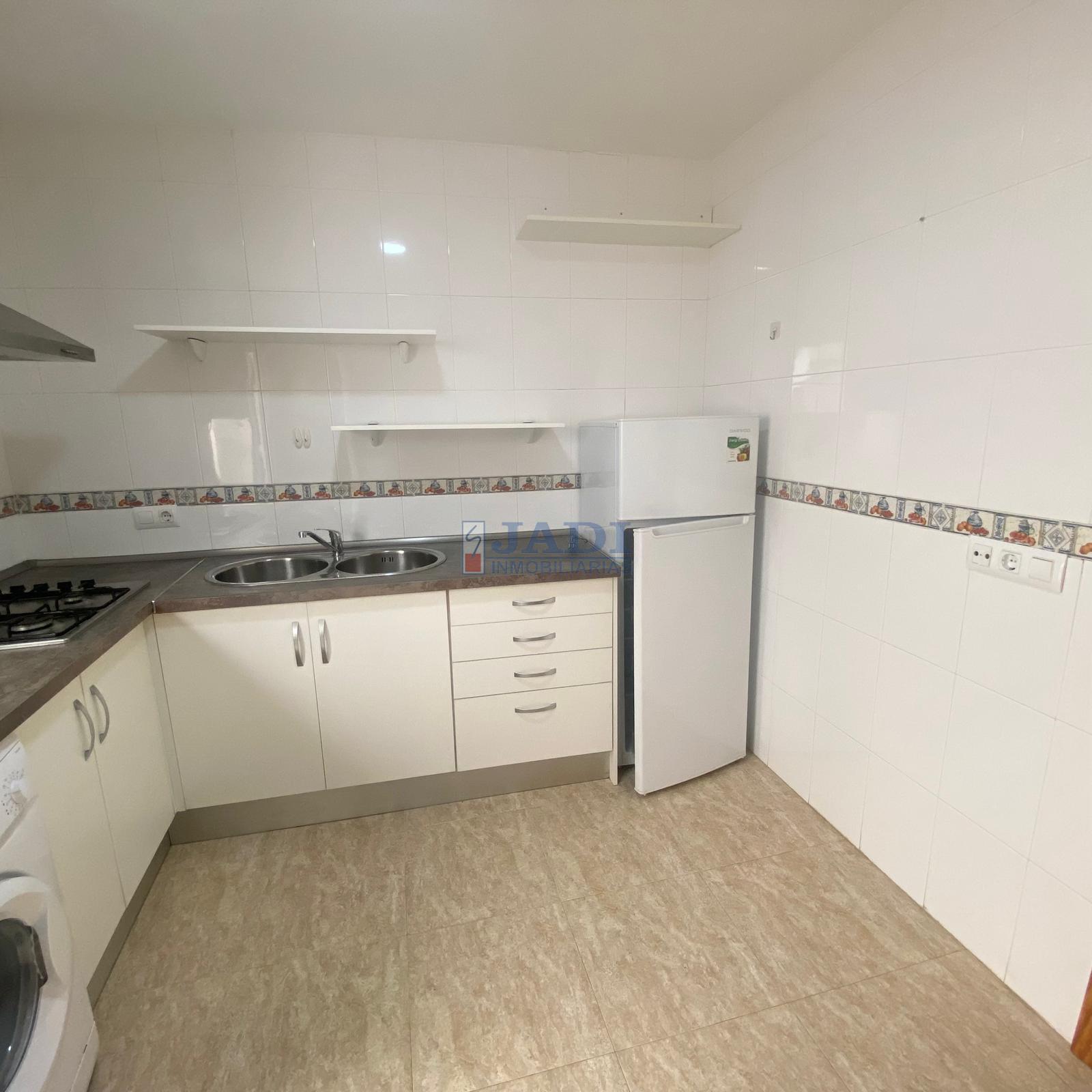 For sale of flat in Valdepeñas
