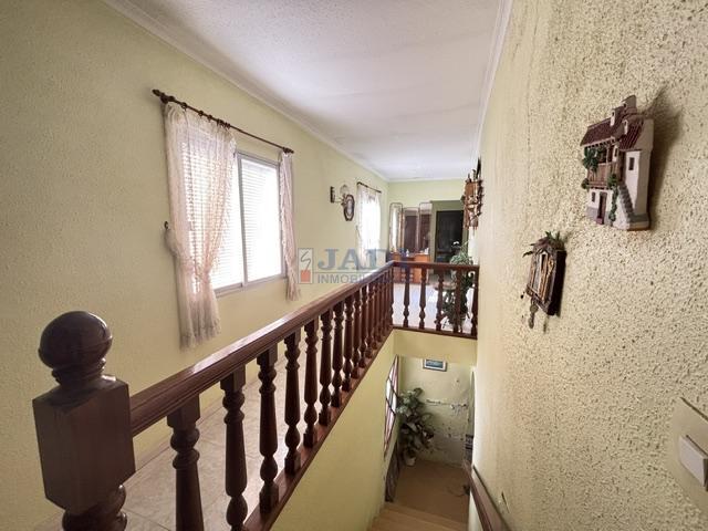 Venta de casa en Valdepeñas