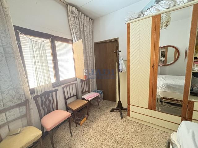 Venta de casa en Valdepeñas