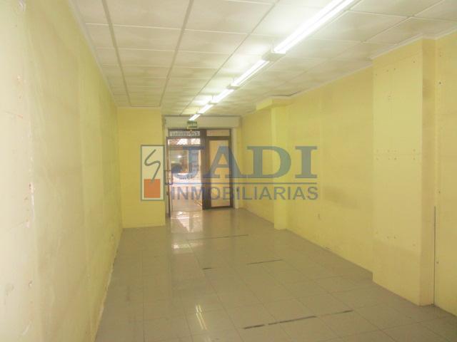 出租 的 商业店面 在 Valdepeñas