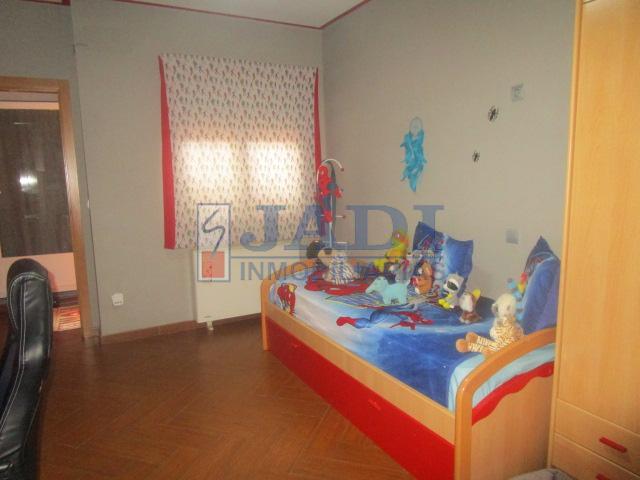 Venta de casa en Valdepeñas