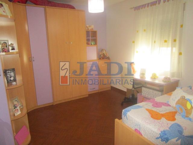Venta de casa en Valdepeñas