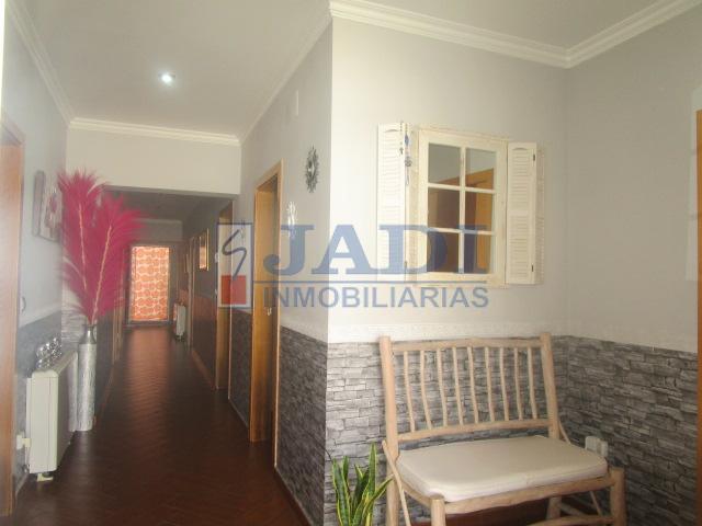 Venta de casa en Valdepeñas