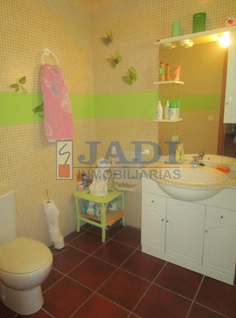 Venta de casa en Valdepeñas
