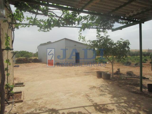 Venta de casa en Valdepeñas