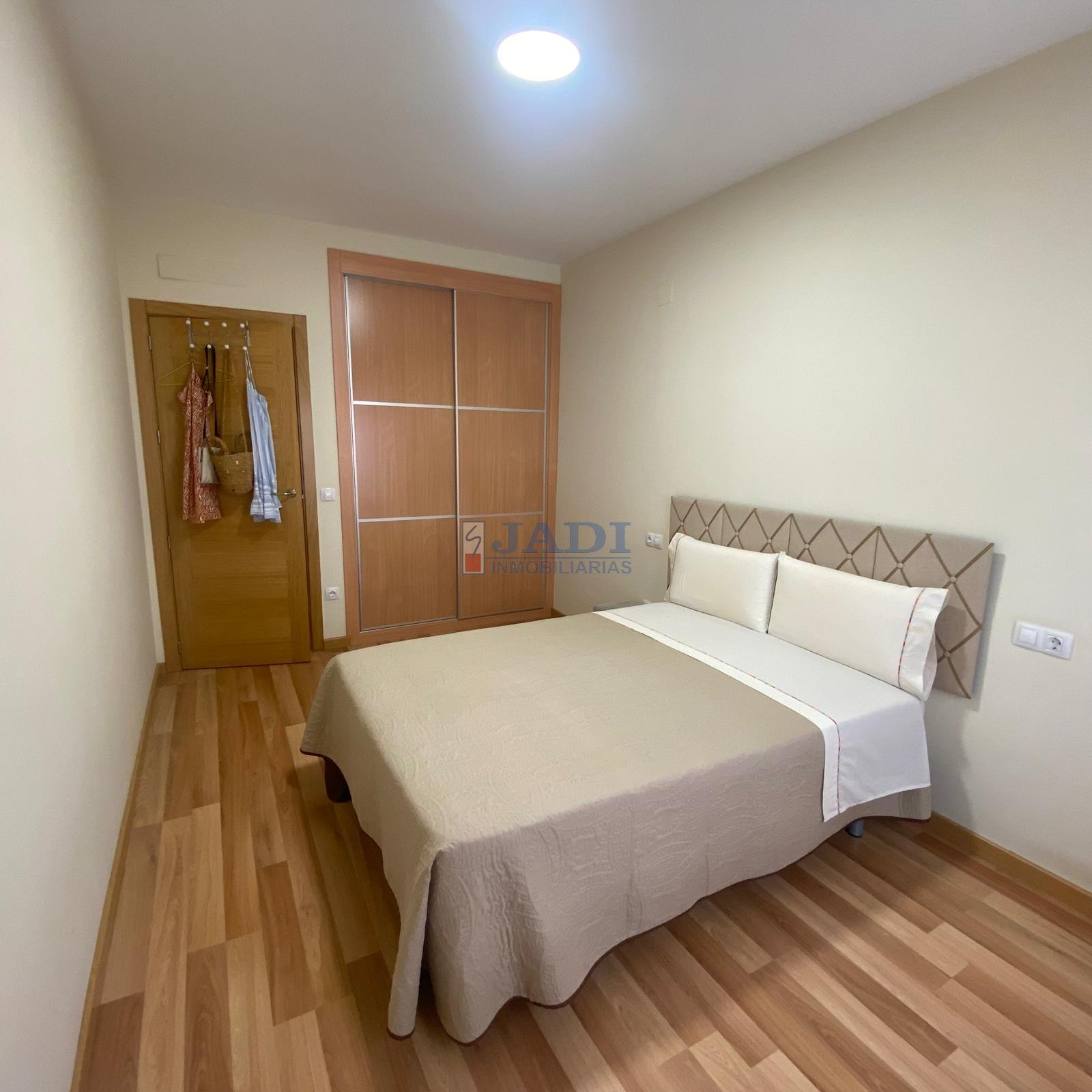 For sale of flat in Valdepeñas