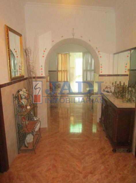 Venta de casa en Valdepeñas