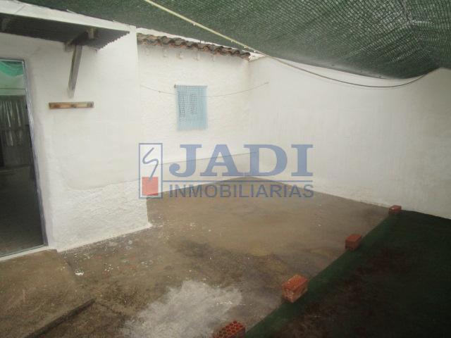 Venta de casa en Valdepeñas