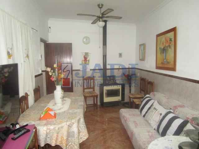 Venta de casa en Valdepeñas