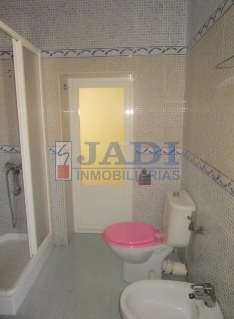 Venta de piso en Valdepeñas