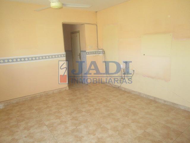 Venta de piso en Valdepeñas