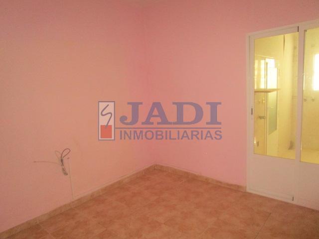 Venta de piso en Valdepeñas