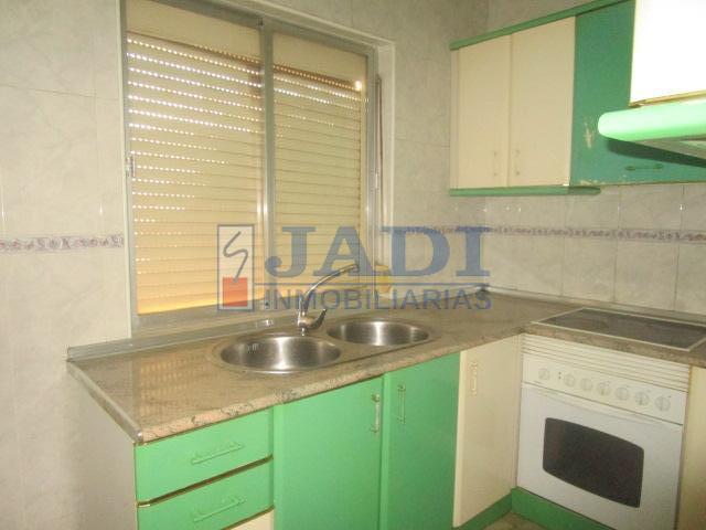 Venta de piso en Valdepeñas