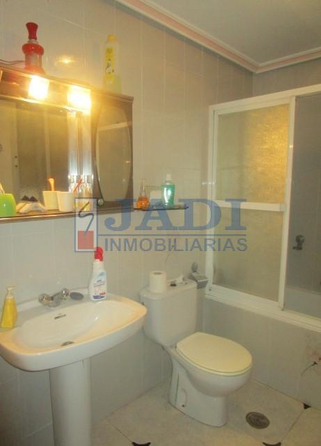 Venta de piso en Valdepeñas