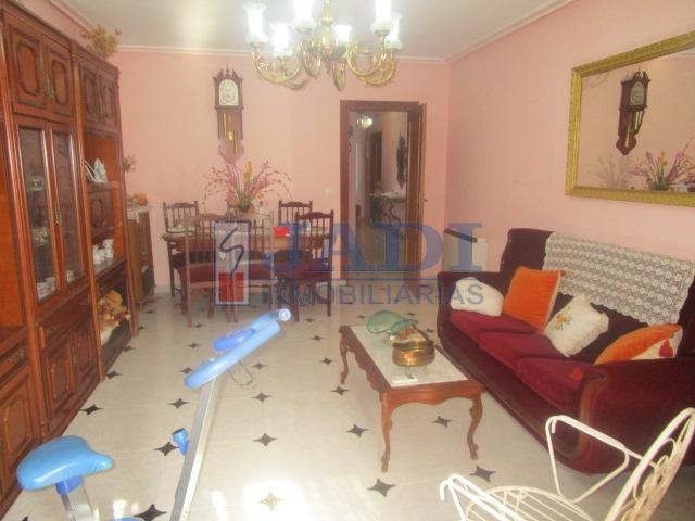 Venta de piso en Valdepeñas