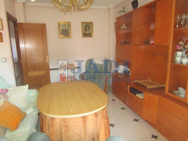 Venta de piso en Valdepeñas