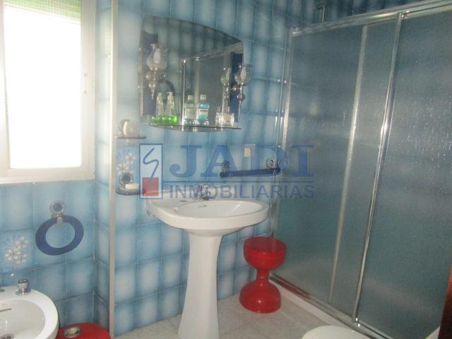 For sale of house in Valdepeñas