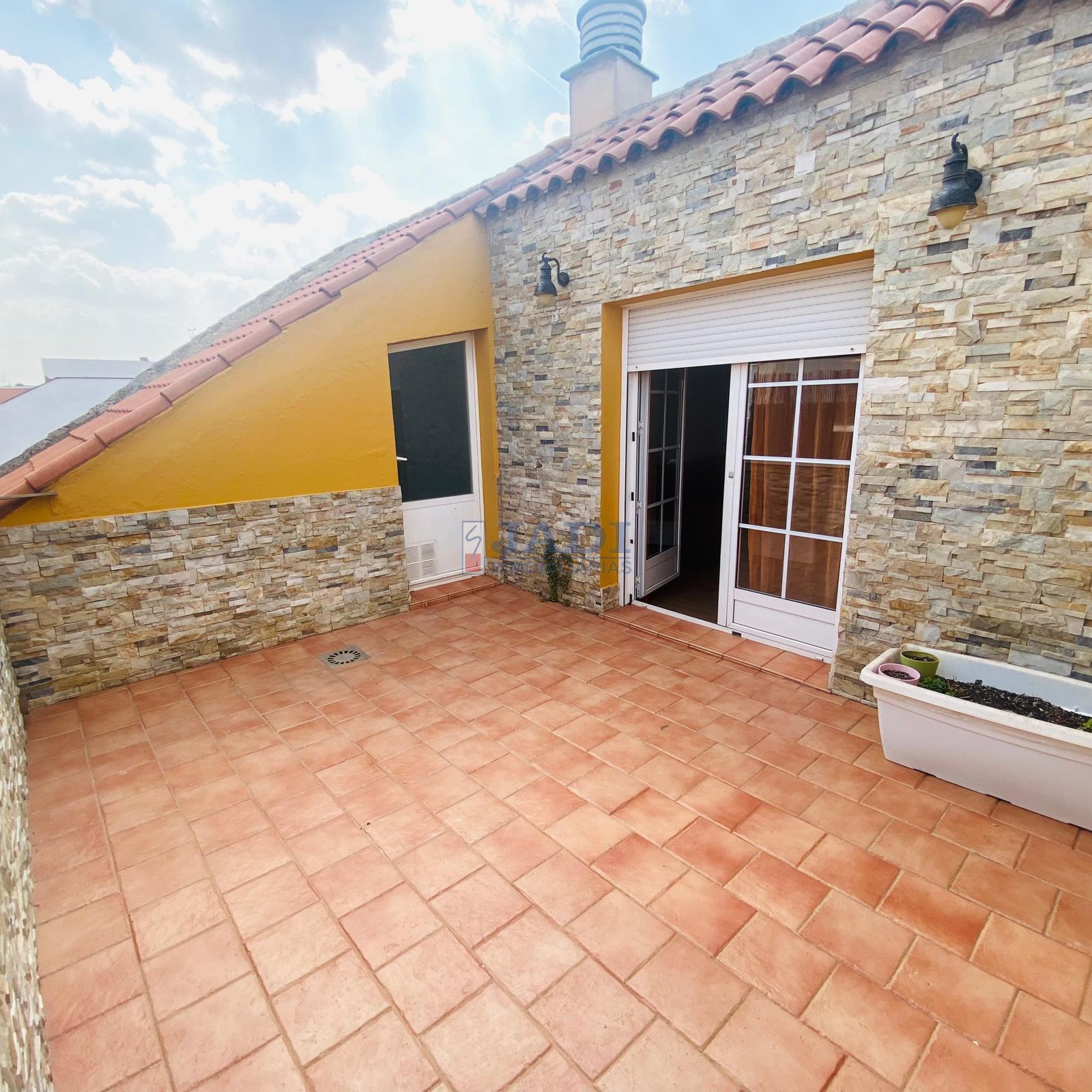 For sale of penthouse in Valdepeñas