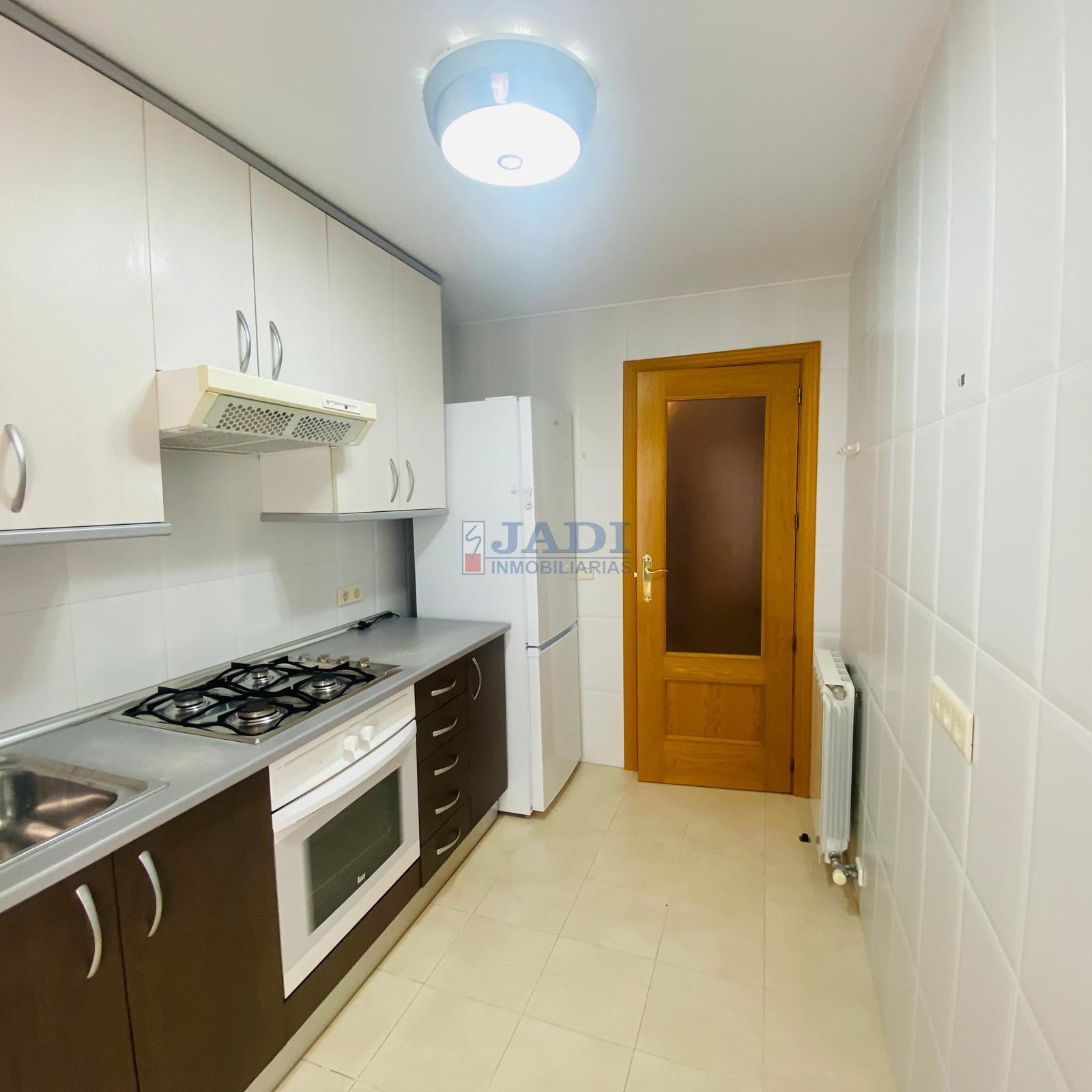 Venta de piso en Valdepeñas