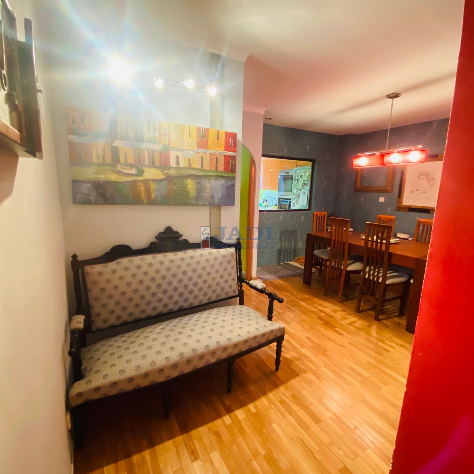 For sale of flat in Valdepeñas