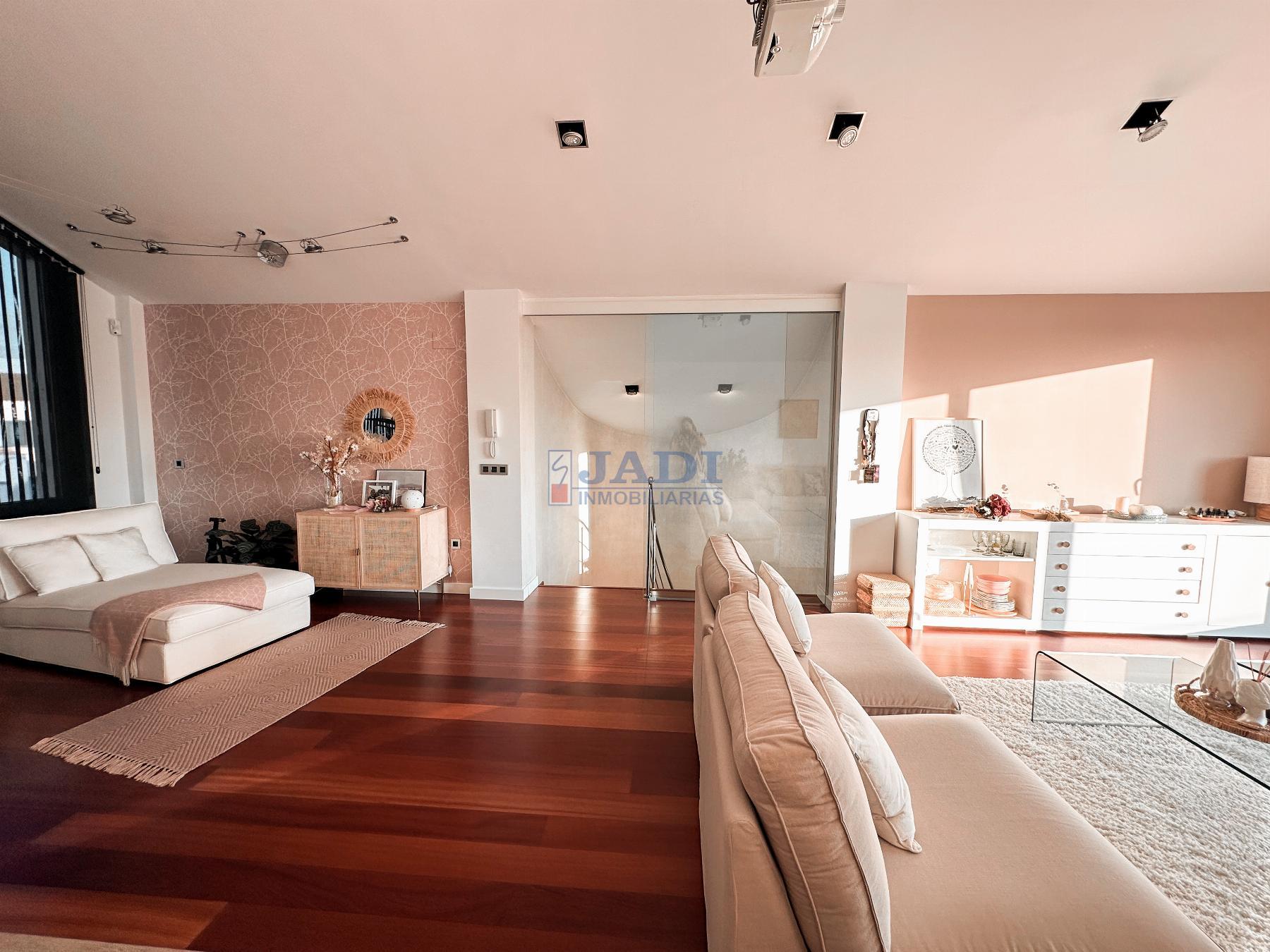 For sale of chalet in Valdepeñas