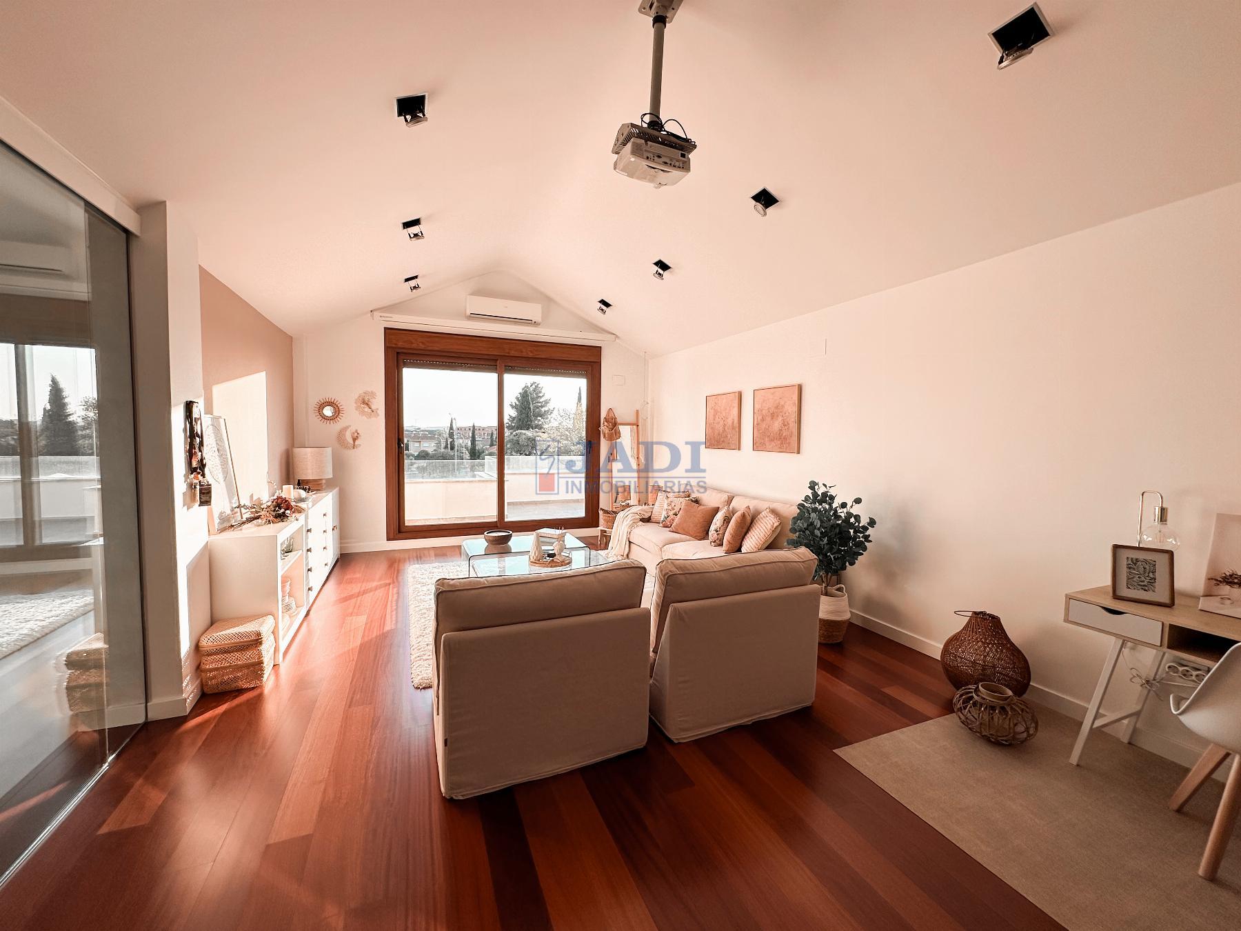 For sale of chalet in Valdepeñas