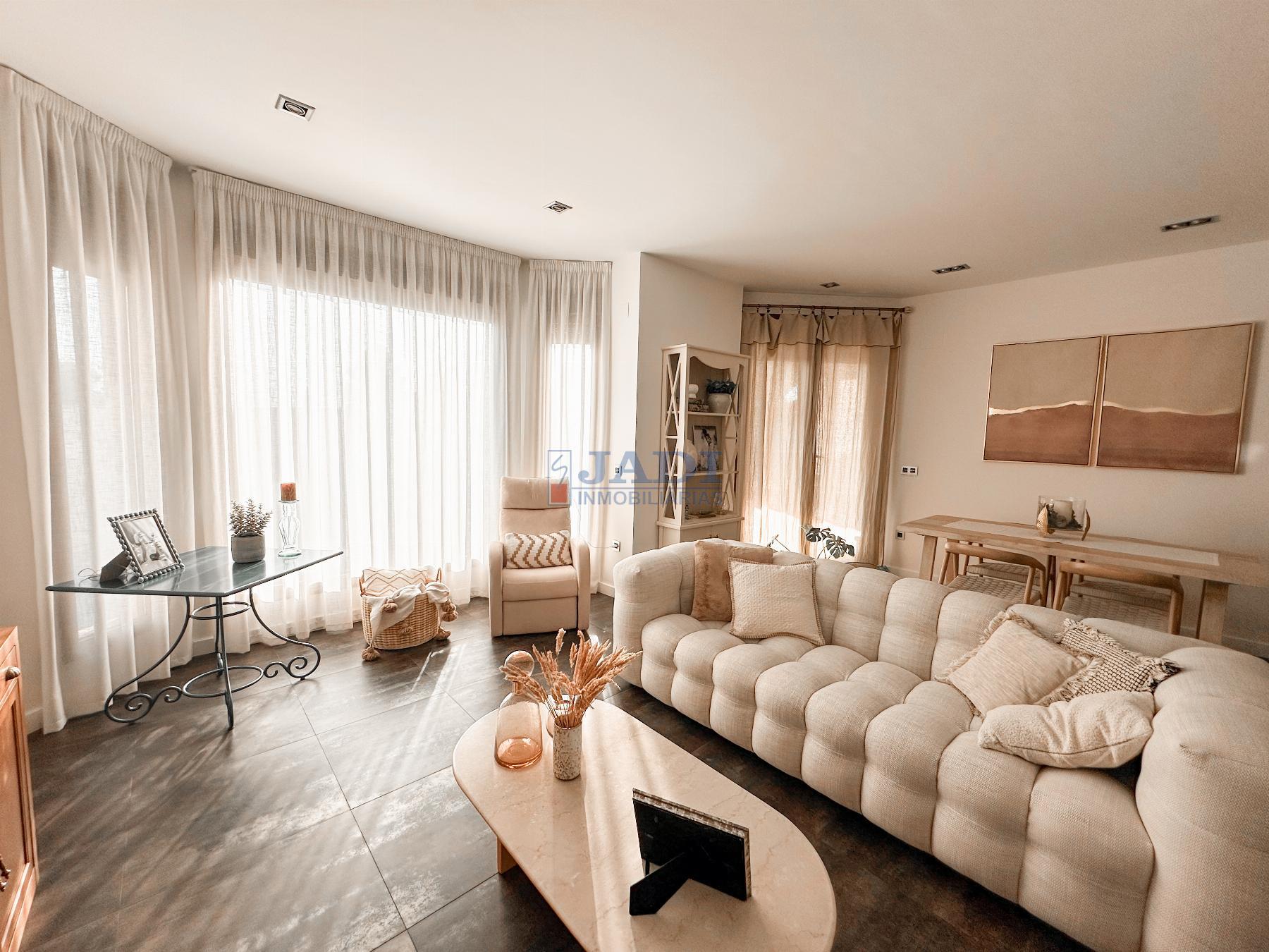 For sale of chalet in Valdepeñas