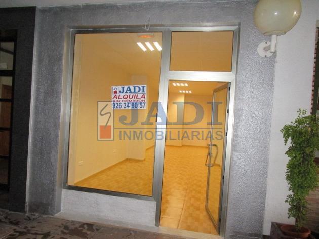 For rent of premises in Valdepeñas
