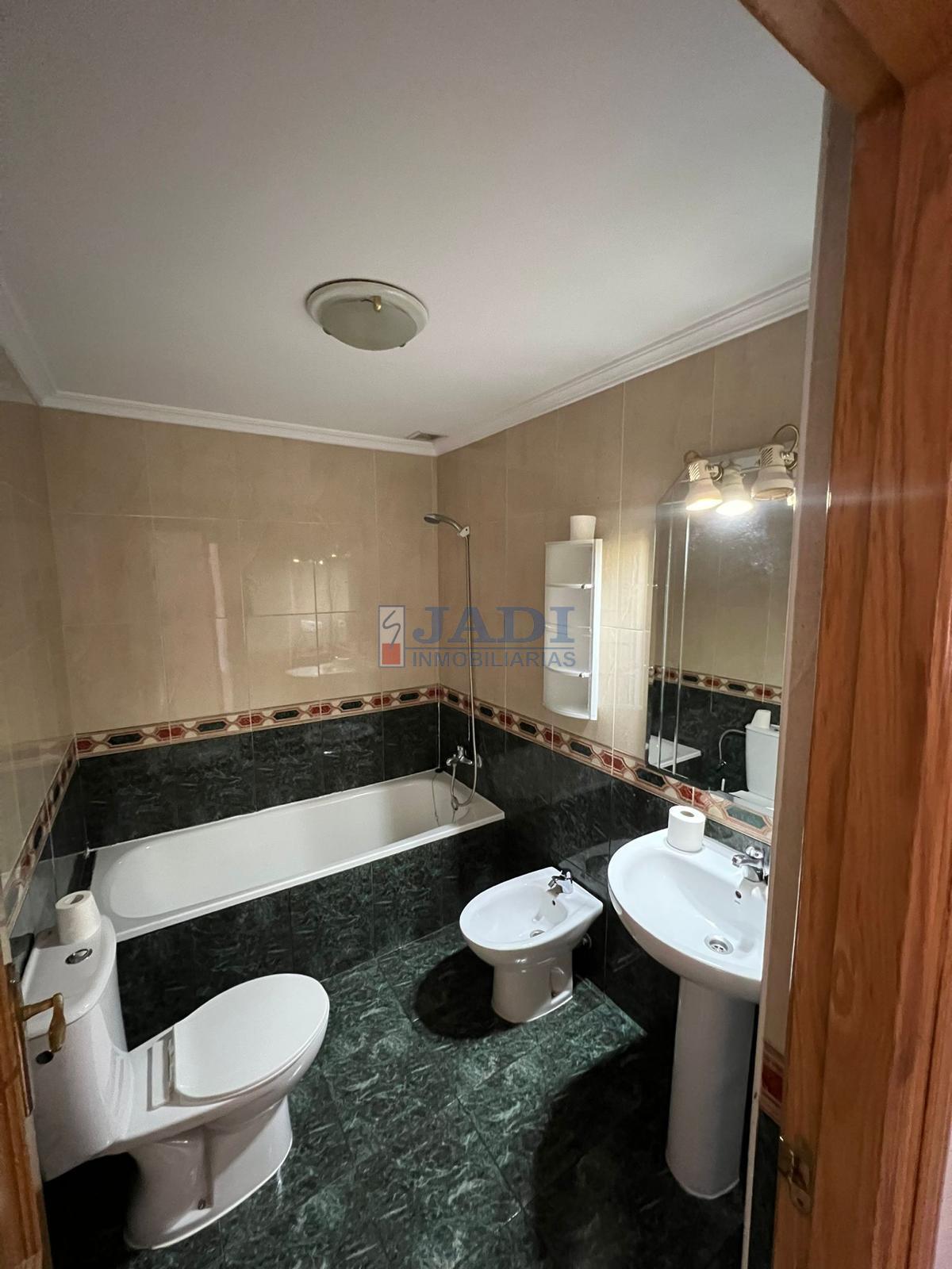 For sale of flat in Moral de Calatrava