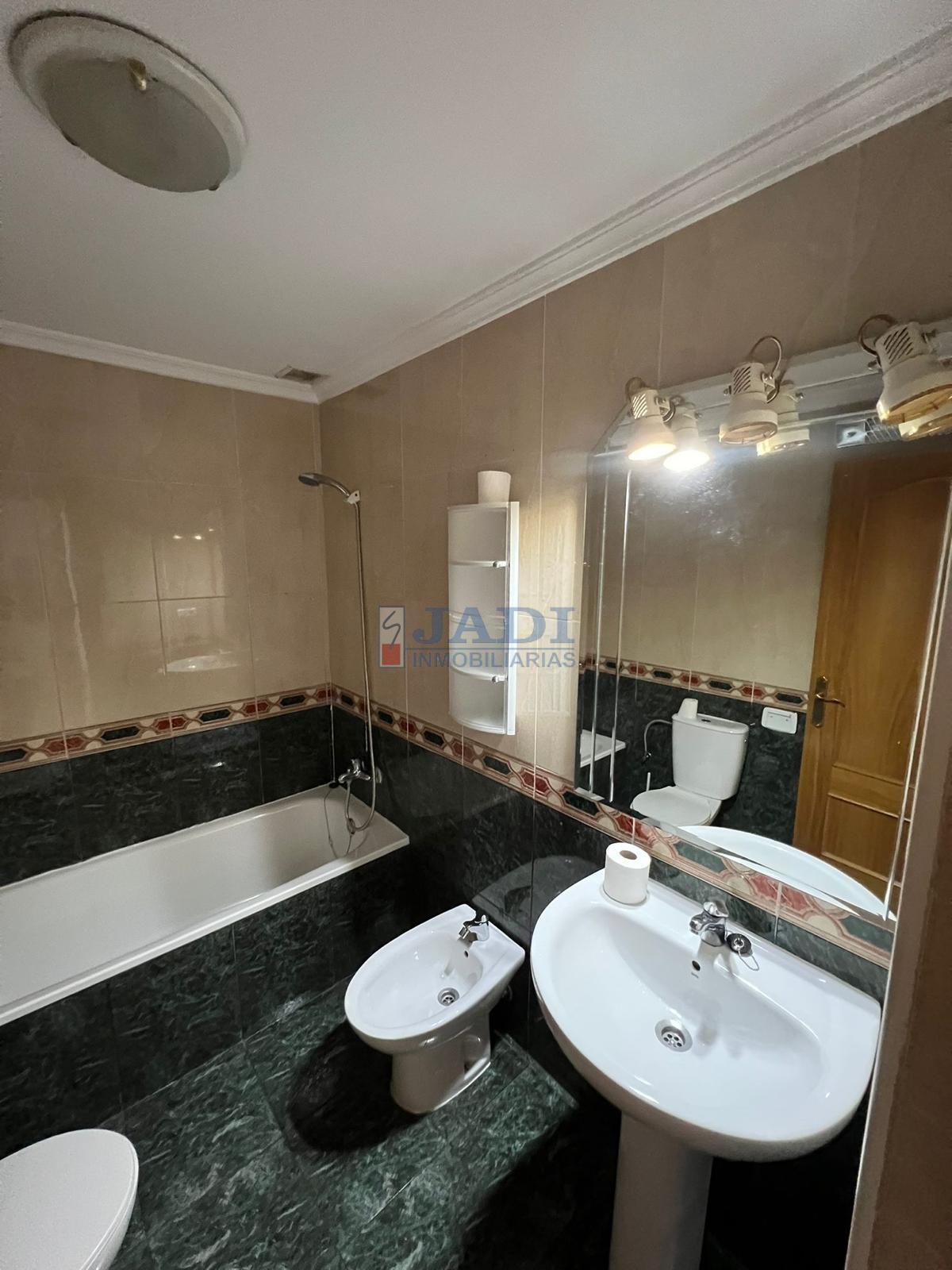 For sale of flat in Moral de Calatrava