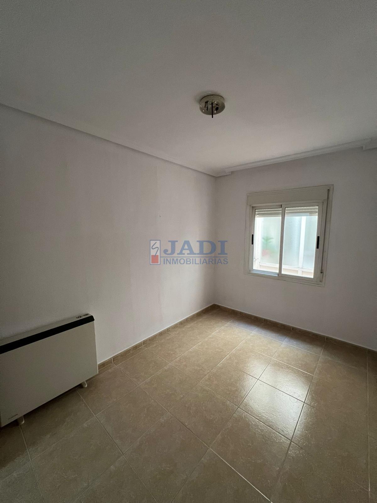 For sale of flat in Moral de Calatrava