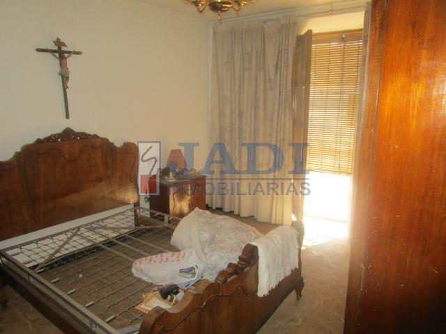 Venta de casa en Valdepeñas
