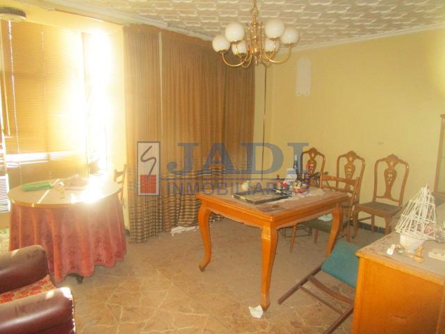 Venta de casa en Valdepeñas