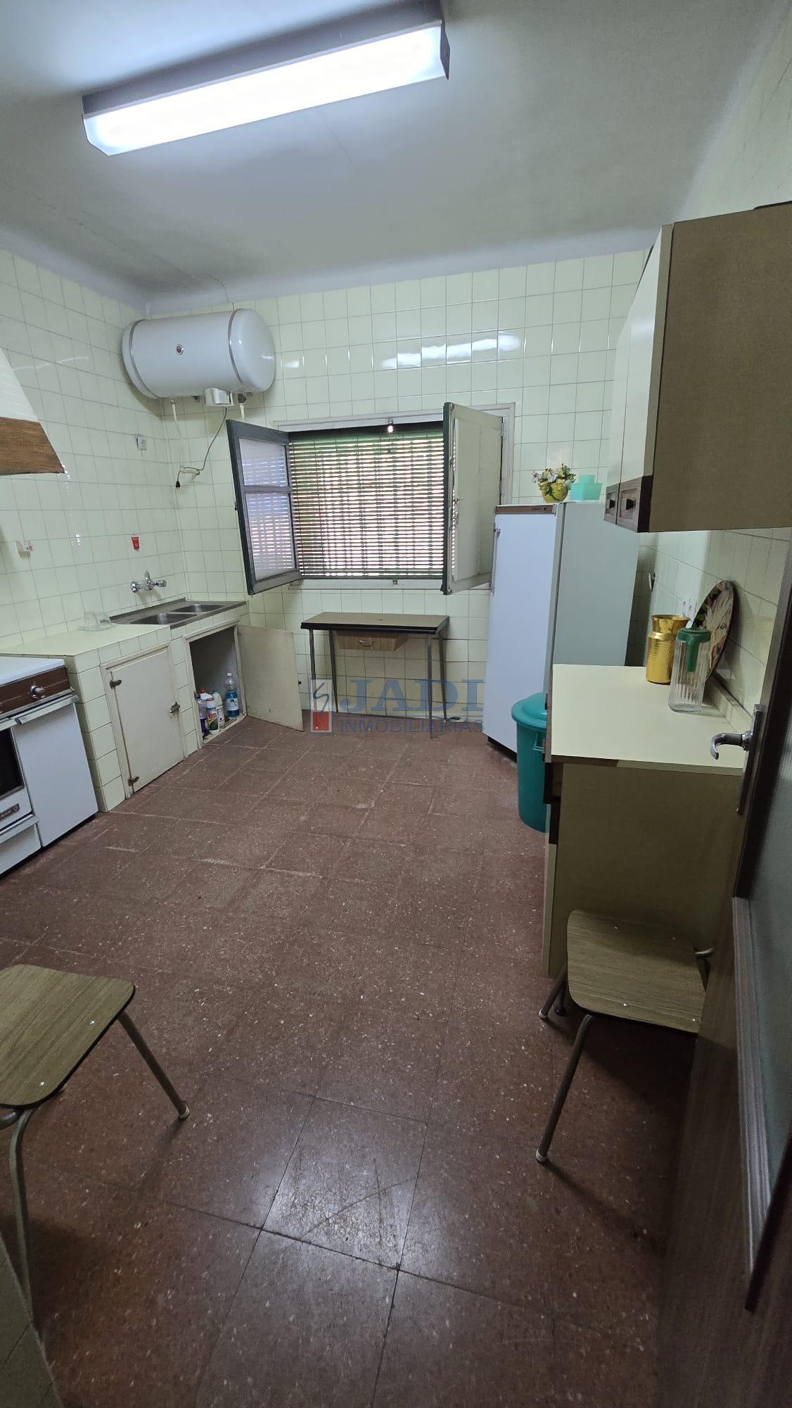 Venta de chalet en Almuradiel