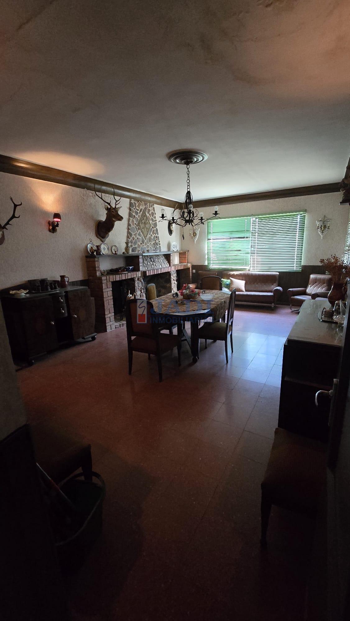 Venta de chalet en Almuradiel