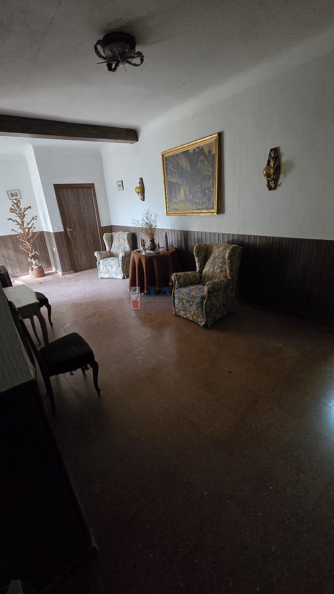 Venta de chalet en Almuradiel