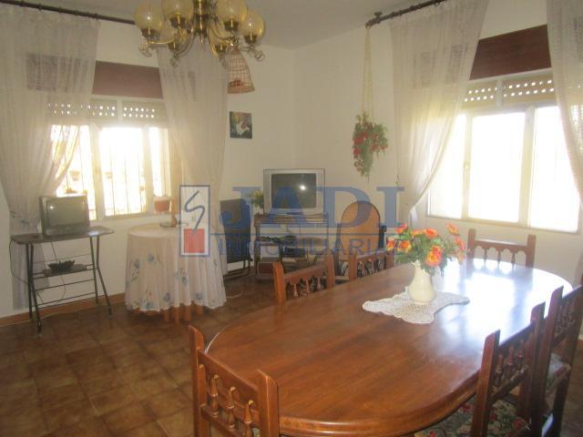 For sale of house in Valdepeñas
