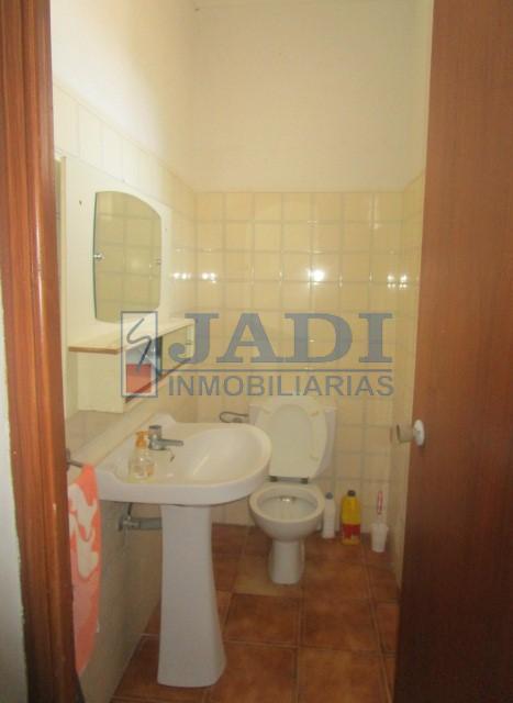 For sale of house in Valdepeñas