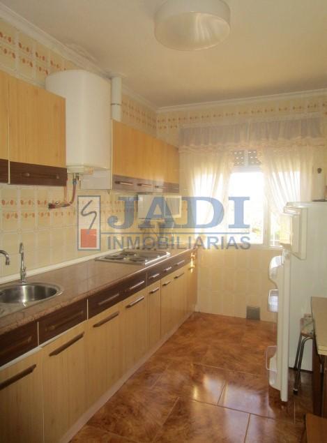 For sale of house in Valdepeñas