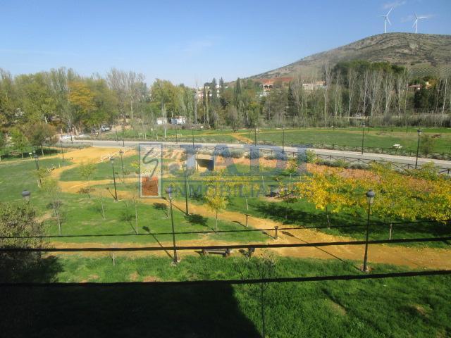 For sale of house in Valdepeñas